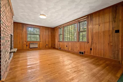 25 Yorkshire Rd, Dover, MA 02030 photo 9