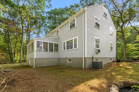 25 Yorkshire Rd, Dover, MA 02030 photo 5