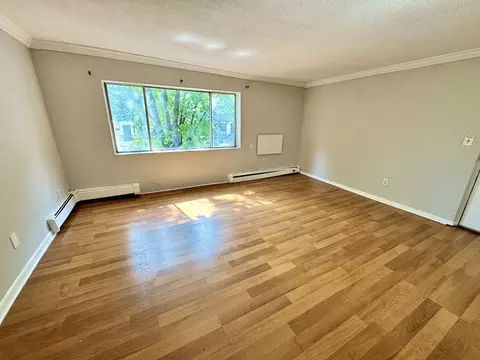 124 Addison St #7, Chelsea, MA 02150