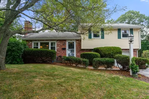 24 Pond Farm Rd, Dedham, MA 02026