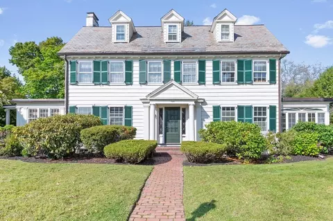 1801 Beacon St, Waban, MA 02468