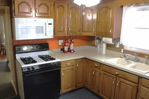 48 Pullman Ave, Attleboro, MA 02703 photo 8