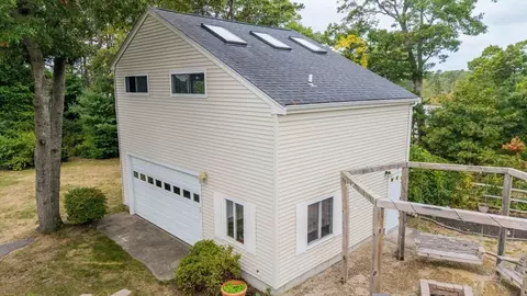 6 Agawam Dr, Wareham, MA 02538 photo 5