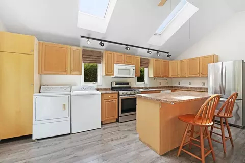 6 Agawam Dr, Wareham, MA 02538 photo 9