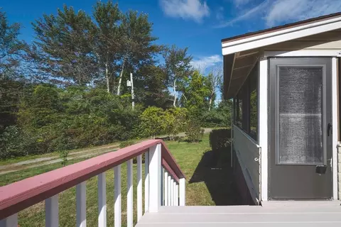 7 Kent Cir, Gloucester, MA 01930 photo 28