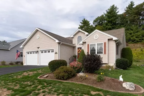 17 Deacon St #17, Northborough, MA 01532