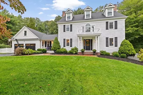 11 Golfview Dr, Hingham, MA 02043