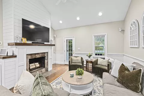 Living - 11 Golfview Dr, Hingham, MA 02043 photo 1 of 4