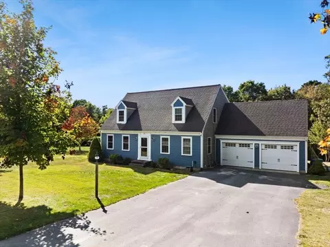 533 Old Barnstable Rd, Falmouth, MA 02536