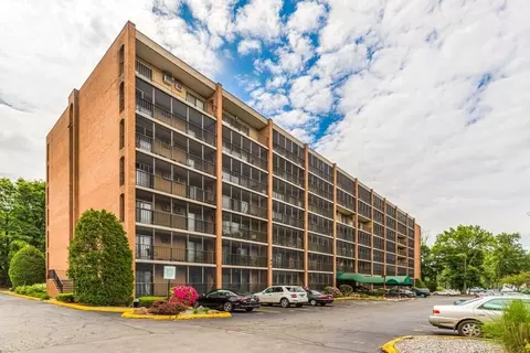 235 Winthrop St #1111, Medford, MA 02155
