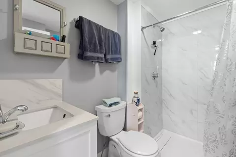 40 Middle St #2, Gloucester, MA 01930 photo 9