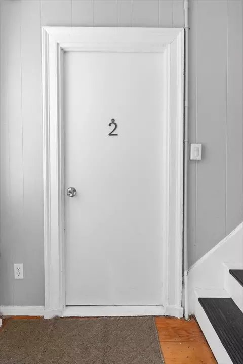 40 Middle St #2, Gloucester, MA 01930 photo 3