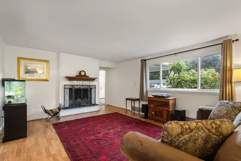 4 Loring Ave, Maynard, MA 01754 photo 13