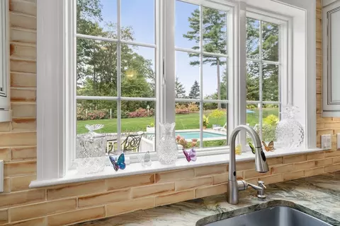 885 Old Post Rd, Walpole, MA 02081 photo 18