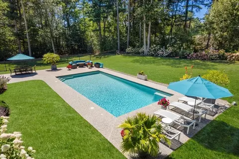 885 Old Post Rd, Walpole, MA 02081 photo 10