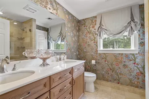 885 Old Post Rd, Walpole, MA 02081 photo 28