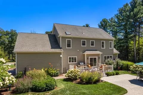 885 Old Post Rd, Walpole, MA 02081 photo 9