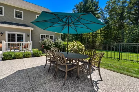 885 Old Post Rd, Walpole, MA 02081 photo 14