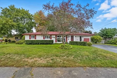 16 Loud Rd, Holbrook, MA 02343