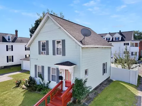19 Boylston St, Fitchburg, MA 01420