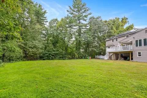 Exterior - 38 Robin Rd, Norfolk, MA 02056 photo 9 of 12