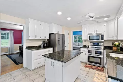 Kitchen - 38 Robin Rd, Norfolk, MA 02056 photo 5 of 5
