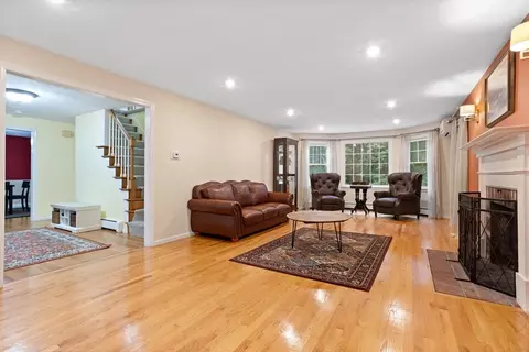 Living - 38 Robin Rd, Norfolk, MA 02056 photo 1 of 6