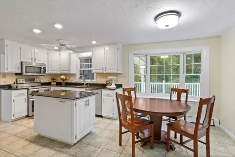 Kitchen - 38 Robin Rd, Norfolk, MA 02056 photo 1 of 5