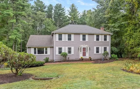 38 Robin Rd, Norfolk, MA 02056