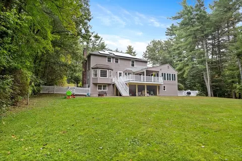 Exterior - 38 Robin Rd, Norfolk, MA 02056 photo 10 of 12