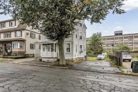 20 Ropes St, Beverly, MA 01915 photo 3