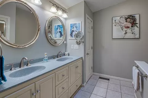 5 Chase Dr, Sharon, MA 02067 photo 18