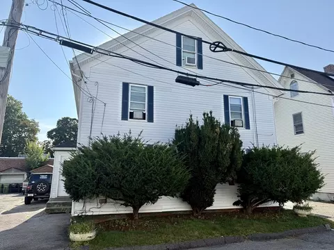 14 N Beacon Ct, Watertown, MA 02472