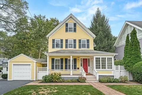 104 Church St, Winchester, MA 01890