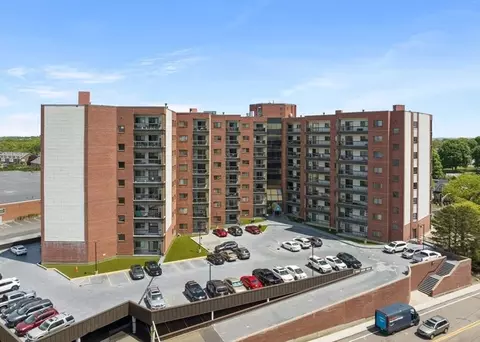 90 Quincy Shore Dr #501, Quincy, MA 02171