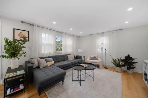 43 Green St #43, Medfield, MA 02052