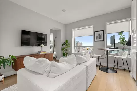 100 Shawmut Ave #908, Boston, MA 02118