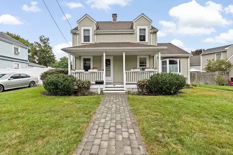 38 Greenvale Ave, Weymouth, MA 02188