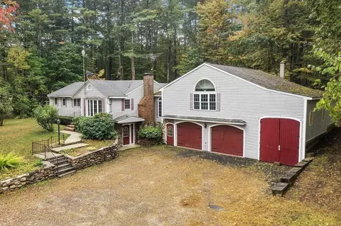 87 Hubbardston Rd, Templeton, MA 01468