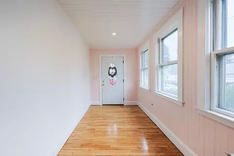 12 Lothrop St, Saugus, MA 01906 photo 14