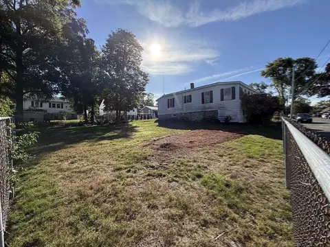 12 Lothrop St, Saugus, MA 01906 photo 24