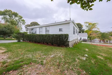 12 Lothrop St, Saugus, MA 01906 photo 23