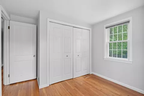 42 Geneva St, Springfield, MA 01151 photo 18