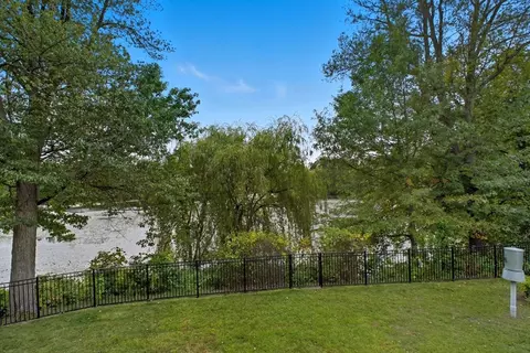 42 Geneva St, Springfield, MA 01151 photo 37