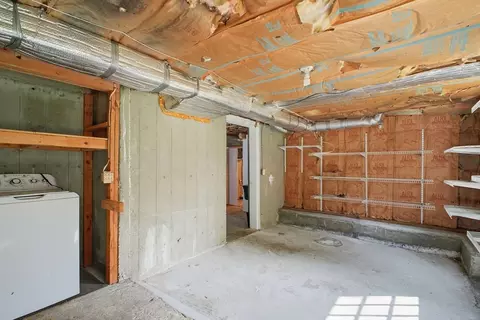 42 Geneva St, Springfield, MA 01151 photo 21