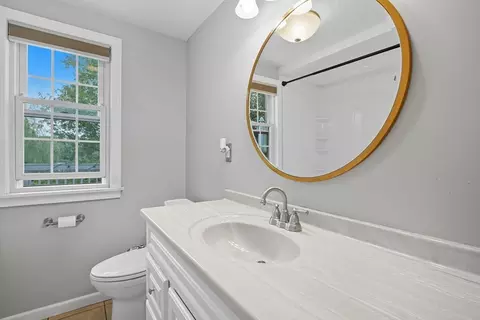 42 Geneva St, Springfield, MA 01151 photo 31