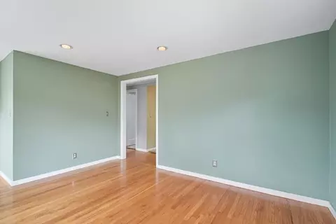 42 Geneva St, Springfield, MA 01151 photo 7