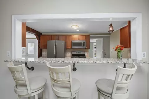 42 Geneva St, Springfield, MA 01151 photo 12