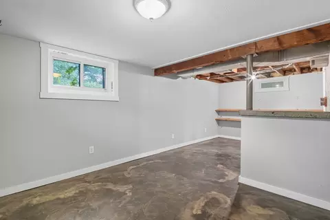 42 Geneva St, Springfield, MA 01151 photo 19