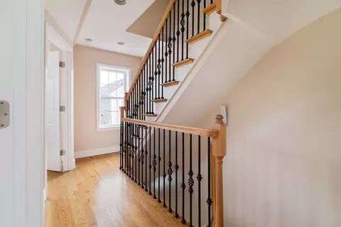 Entry Way - 227 E St, Boston, MA 02127 photo 4 of 4